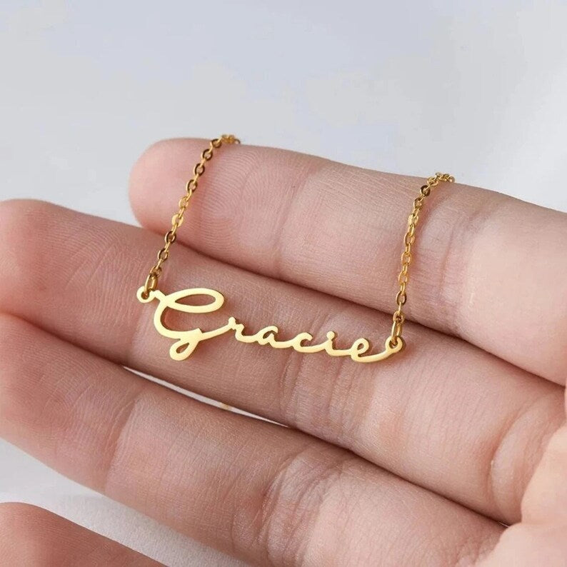 Beautiful Customize Name Necklace