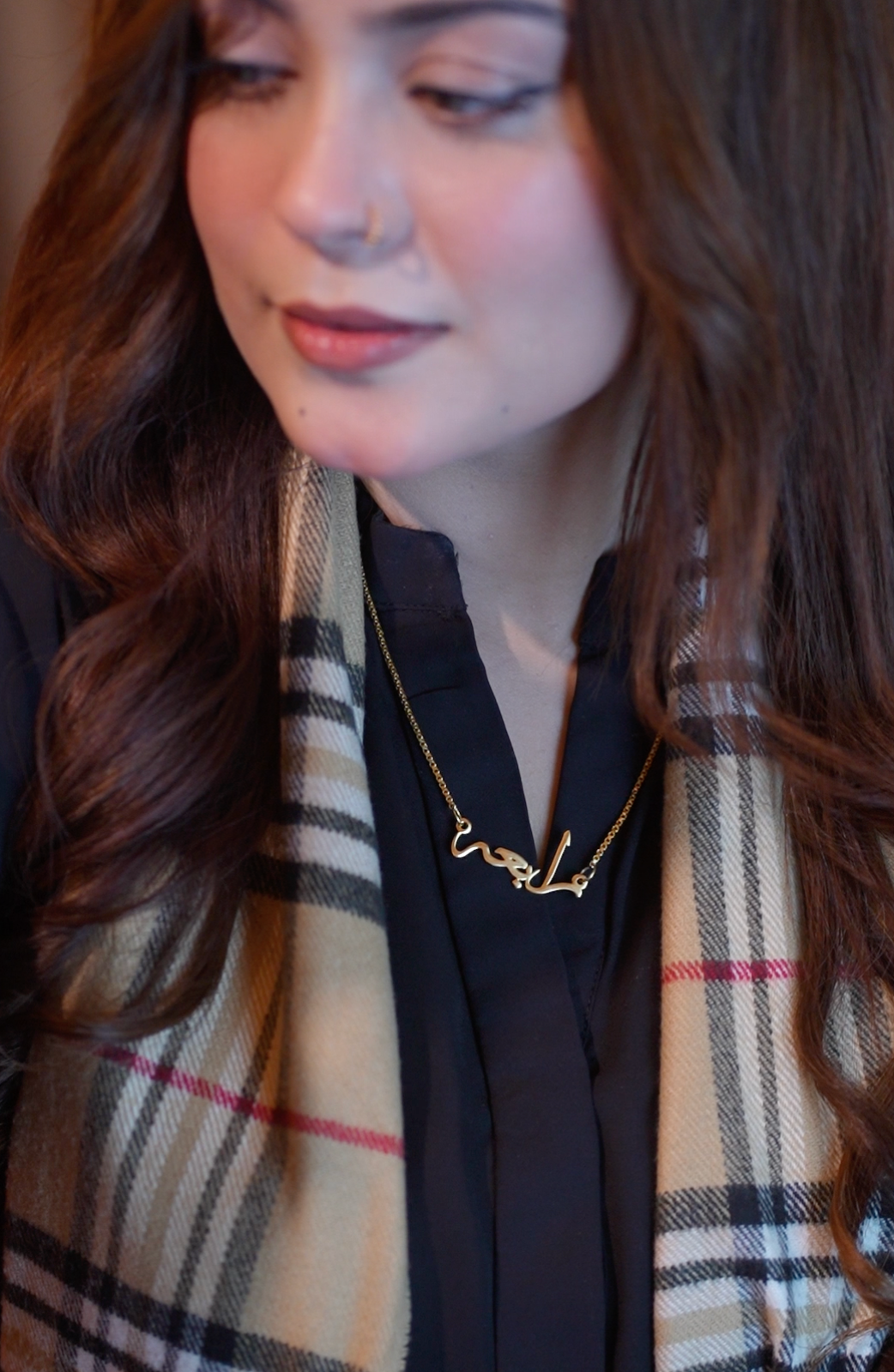 Beautiful Customized Name Necklace (RO1)